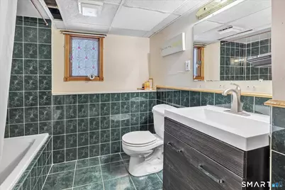 22 Crestwood Drive, Naugatuck, CT 06770 - Photo 35