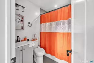 1472 Baldwin St, Waterbury, CT 06706 - Photo 9