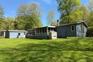 65 Colchester Cmns, Colchester, CT 06415 - Photo 3