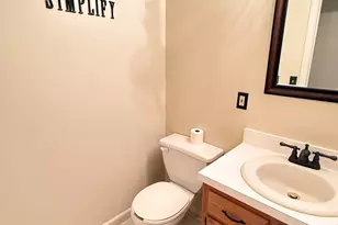 26 Geraldine Dr, Naugatuck, CT 06770 - Photo 13