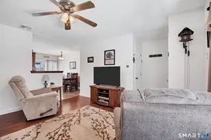 110 Meadow Lark Rd, Naugatuck, CT 06770 - Photo 3