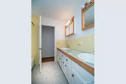 33 Fairground Road, Woodbridge, CT 06525 - Photo 19