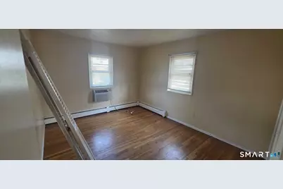 239 Cherry Hill Drive #1A, Bridgeport, CT 06606 - Photo 5