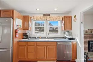 40 Kenyon Rd, Waterford, CT 06385 - Photo 11