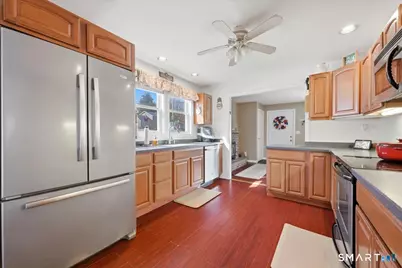 40 Kenyon Road, Waterford, CT 06385 - Photo 9