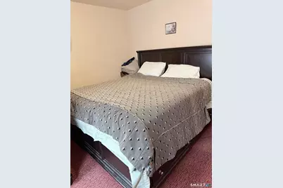 72 Brainard Street, New London, CT 06320 - Photo 9