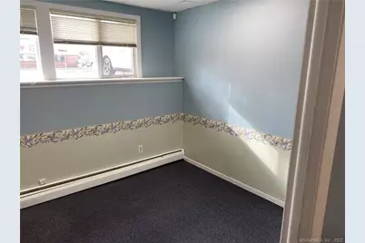 1100 New Britain Avenue #101, West Hartford, CT 06110 - Photo 3