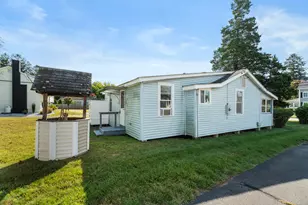 13 College St, Old Saybrook, CT 06475 - Photo 1