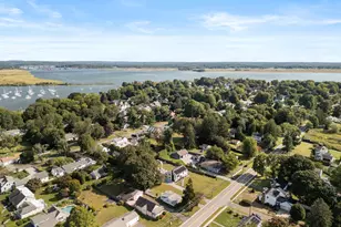 13 College St, Old Saybrook, CT 06475 - Photo 37