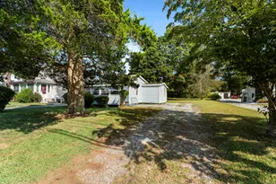 13 College St, Old Saybrook, CT 06475 - Photo 33