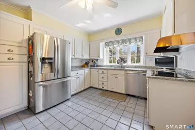 40 Ten Acre Road, New Britain, CT 06052 - Photo 5