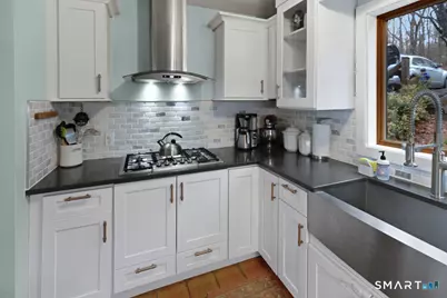 16 Navy Lane, Essex, CT 06426 - Photo 5