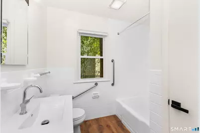 51 Saint Charles Avenue, Stamford, CT 06907 - Photo 11