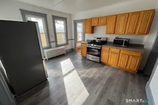 14 Guilfoile St, Waterbury, CT 06708 - Photo 5