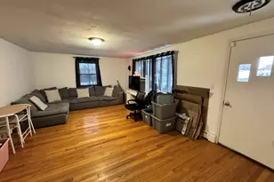 10 Hamilton Ct, Enfield, CT 06082 - Photo 3