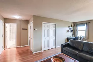 40 Owen St, Hartford, CT 06105 - Photo 7