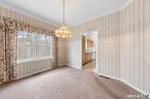 177 Thistle Pond Dr, Bloomfield, CT 06002 - Photo 9