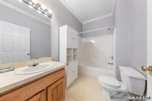 177 Thistle Pond Dr, Bloomfield, CT 06002 - Photo 17