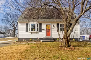 127 Windsor St, Enfield, CT 06082 - Photo 5