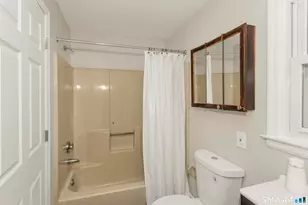 127 Windsor St, Enfield, CT 06082 - Photo 23