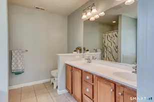 194 Sterling Dr, Newington, CT 06111 - Photo 19