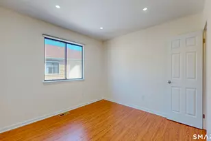 825 Hope St, Stamford, CT 06907 - Photo 23