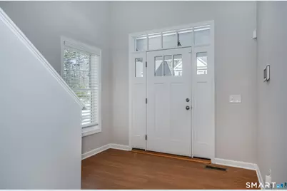 24 Hendricks Lane, Simsbury, CT 06070 - Photo 3