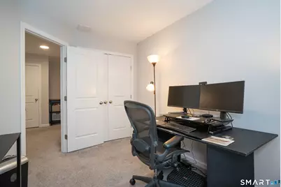 24 Hendricks Lane, Simsbury, CT 06070 - Photo 19