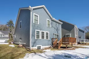 24 Hendricks Ln, Simsbury, CT 06070 - Photo 21