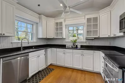 25 Devon Road, Darien, CT 06820 - Photo 15