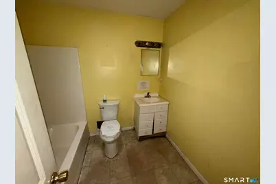 9 Sanford Street, West Haven, CT 06516 - Photo 23