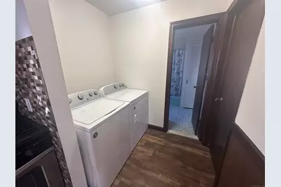 100 4th Avenue #1st flr, West Haven, CT 06516 - Photo 9