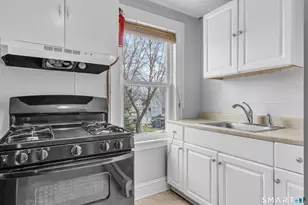 21 N Washington Ave, East Lyme, CT 06357 - Photo 29