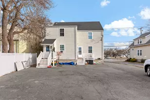 788 Reef Rd, Fairfield, CT 06824 - Photo 3