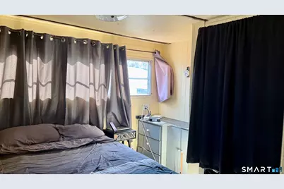 17 Montauk Road, East Hartford, CT 06118 - Photo 15