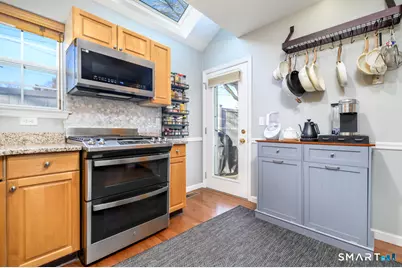 596 Glenbrook Road #APT 12, Stamford, CT 06906 - Photo 9