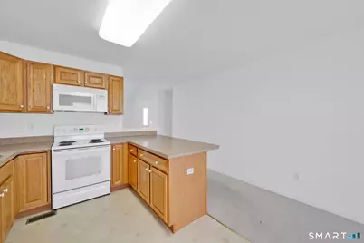 95 Meadowview Lane #95, Vernon, CT 06066 - Photo 11