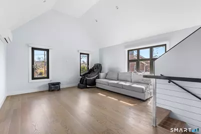 31 Thornhill Road, Greenwich, CT 06878 - Photo 11