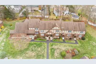 15 Derbyshire #15, Derby, CT 06418 - Photo 37