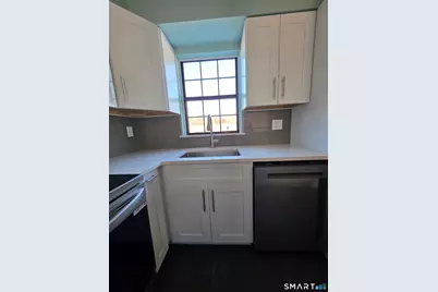 87 Aspetuck Village #87, New Milford, CT 06776 - Photo 5