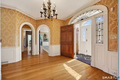 2095 Chapel Street, New Haven, CT 06515 - Photo 5