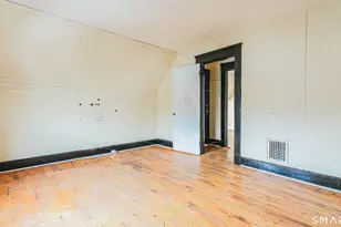 437 Dixwell Ave, New Haven, CT 06511 - Photo 11