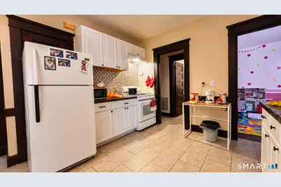 437 Dixwell Avenue, New Haven, CT 06511 - Photo 5