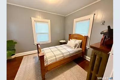 64 Hickory Street, Bridgeport, CT 06610 - Photo 11