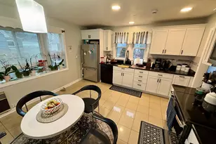 64 Hickory St, Bridgeport, CT 06610 - Photo 3