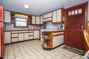 924 E Center St, Wallingford, CT 06492 - Photo 11