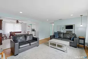 57 Edgewood Dr, Middletown, CT 06457 - Photo 9