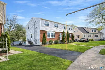 88 Elizabeth Ann Drive, New Haven, CT 06512 - Photo 25