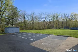 88 Elizabeth Ann Dr, New Haven, CT 06512 - Photo 27