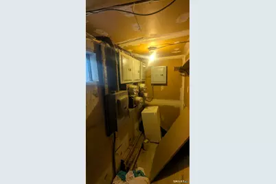 88 Elizabeth Ann Drive, New Haven, CT 06512 - Photo 31